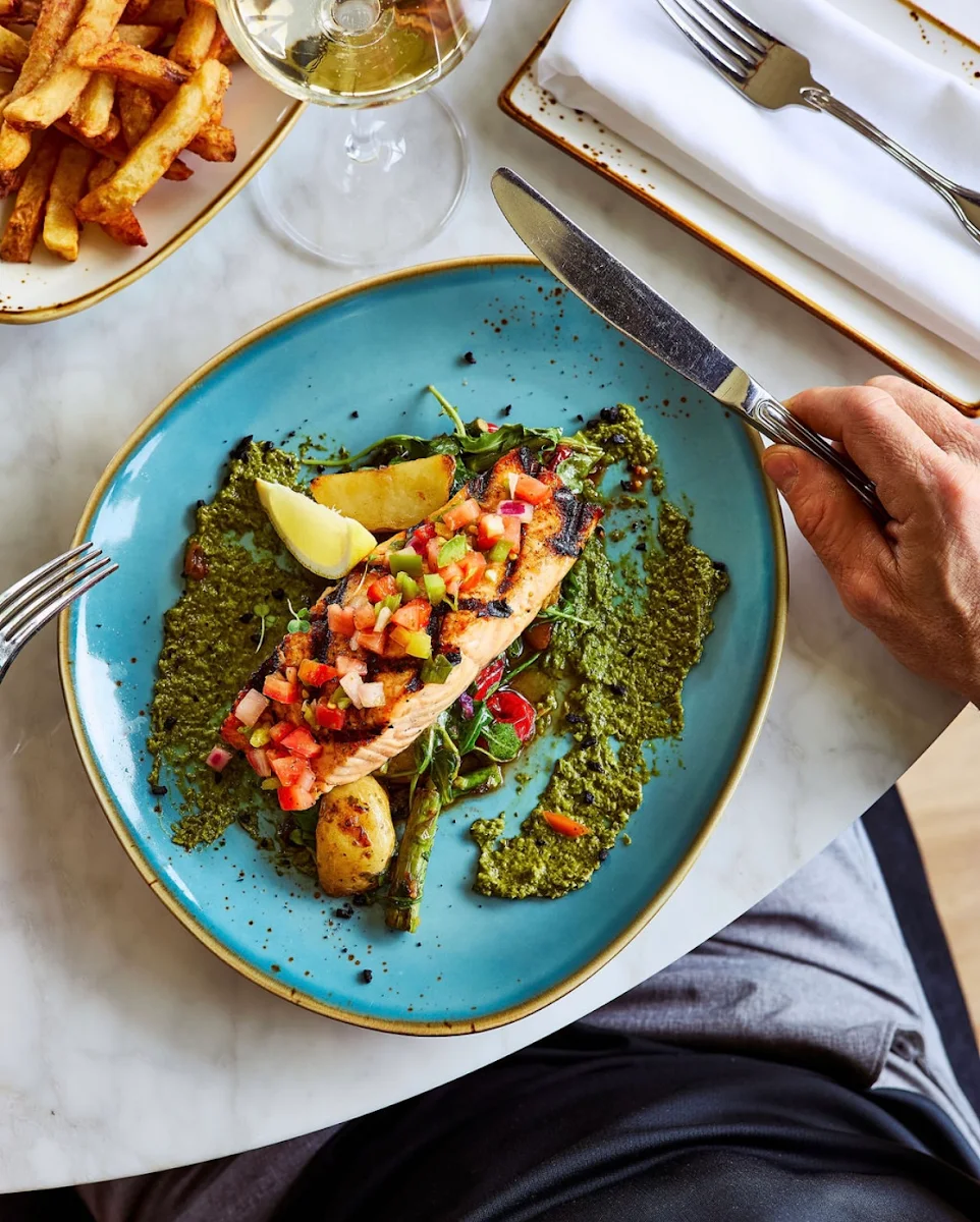 Highlights, Restaurant Le Rouge Vin