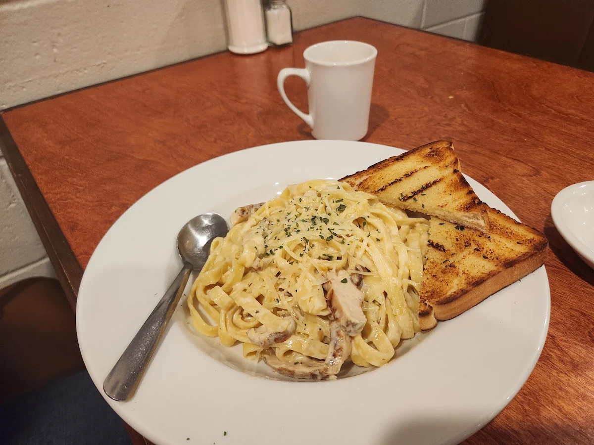 Alfredo Pasta with Chicken