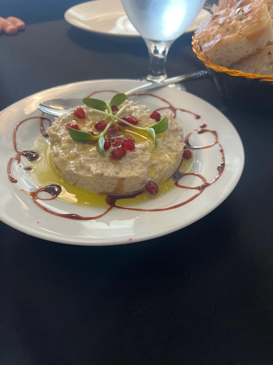Hummus Plate