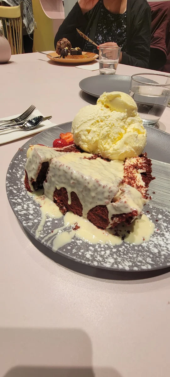 Red Velvet Cheesecake and White Chocolate Ice Cream