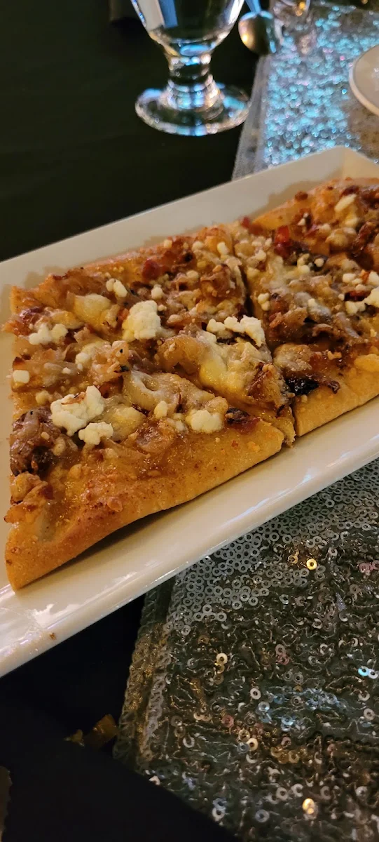 Fig and Applewood Smoked Bacon Flatbread