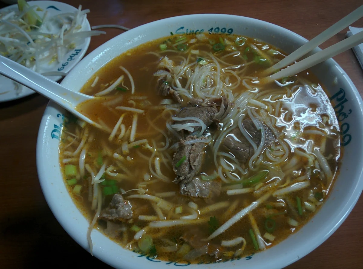 Large Pho