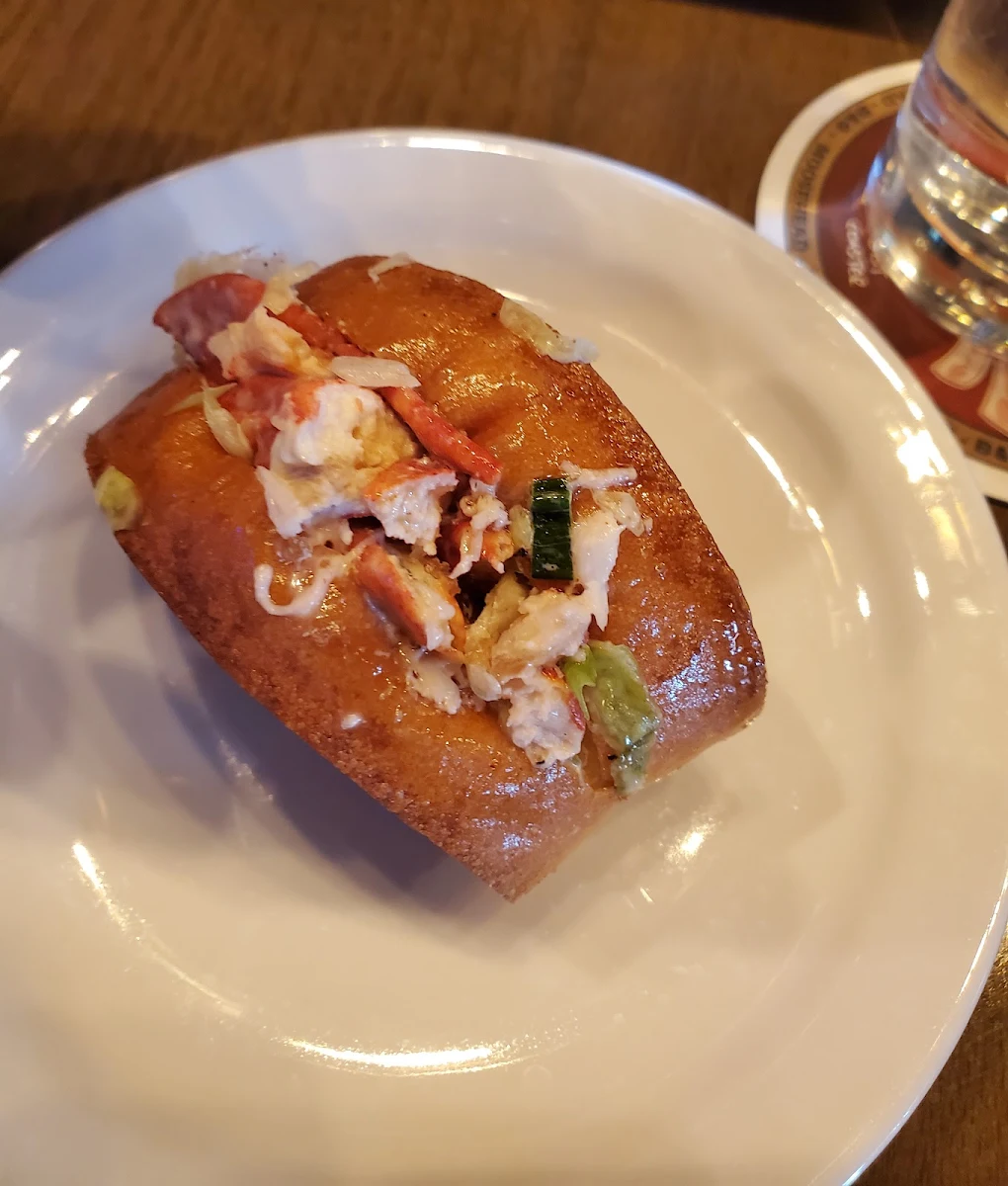 Gluten Free Lobster Roll
