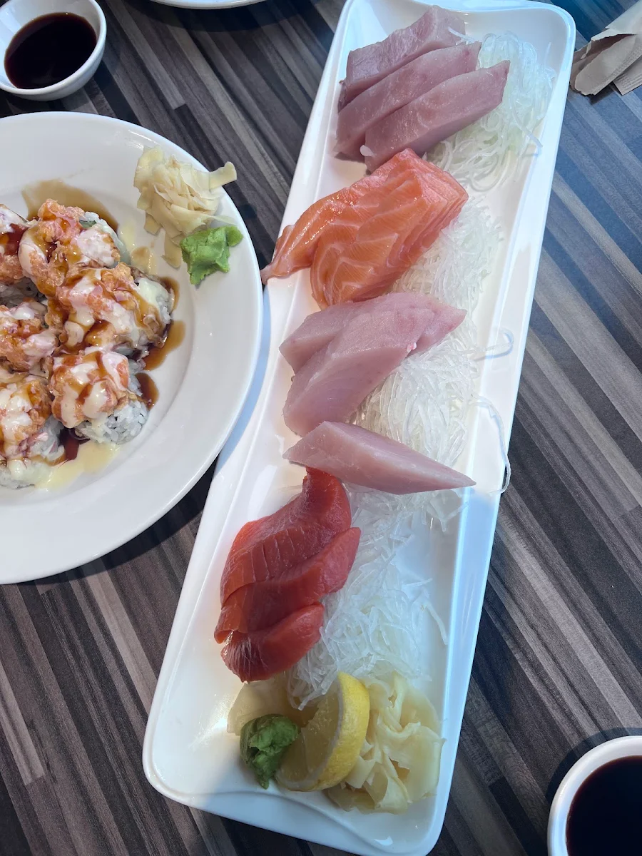 Salmon Mountain Tuna and Salmon Sashimi