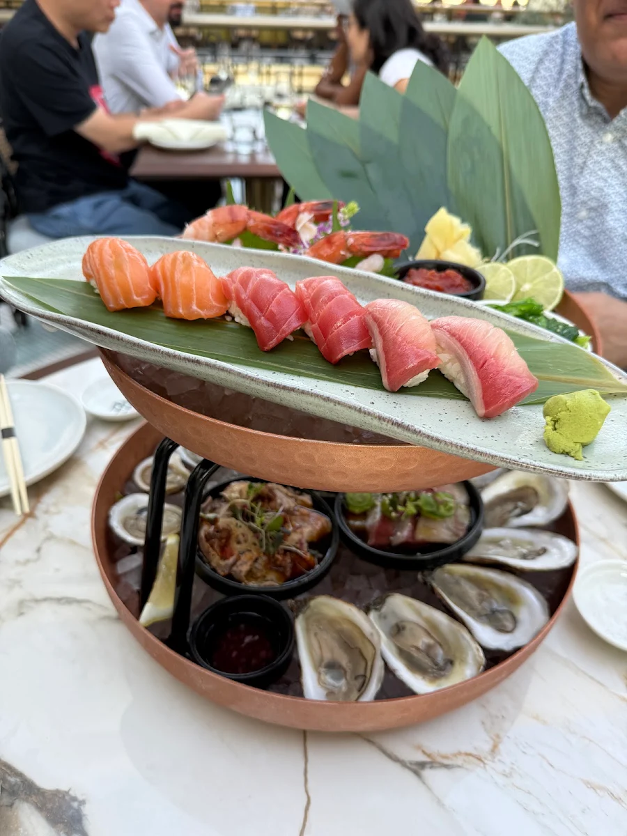 Duchess Seafood Tower