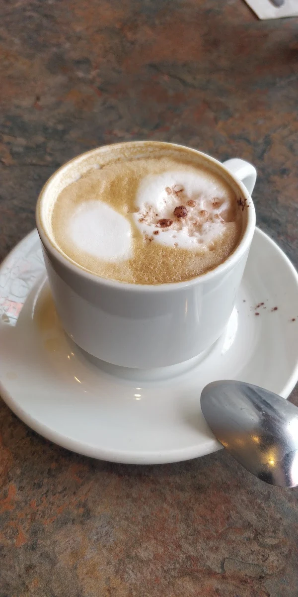 Cappuccino, Elgin Street Diner