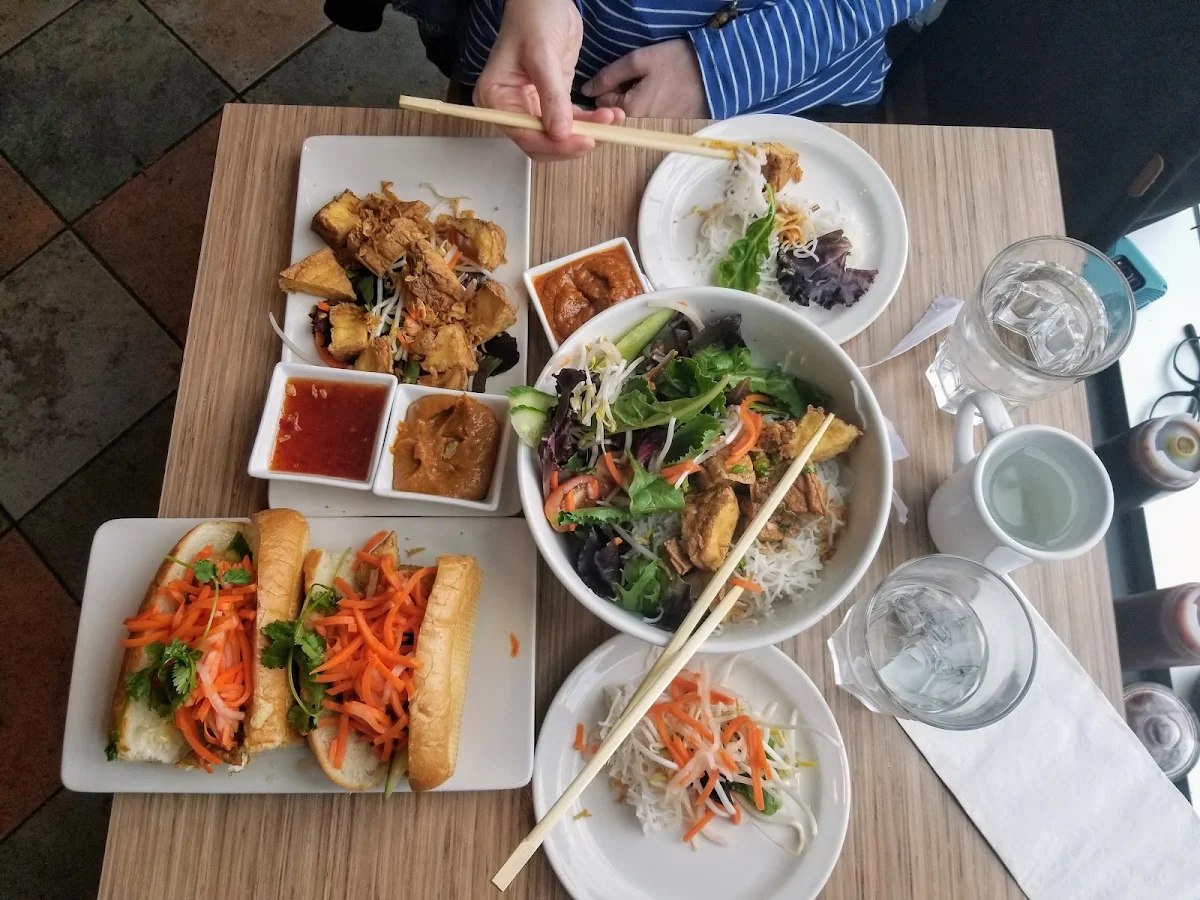 Subs Tofu Vermicelli Fried Tofu