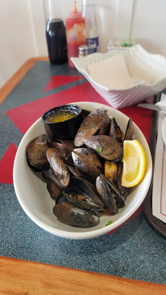 Steamed Mussels