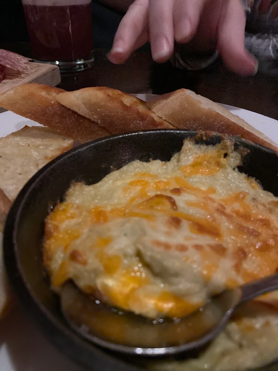 Brie and Artichoke Dip