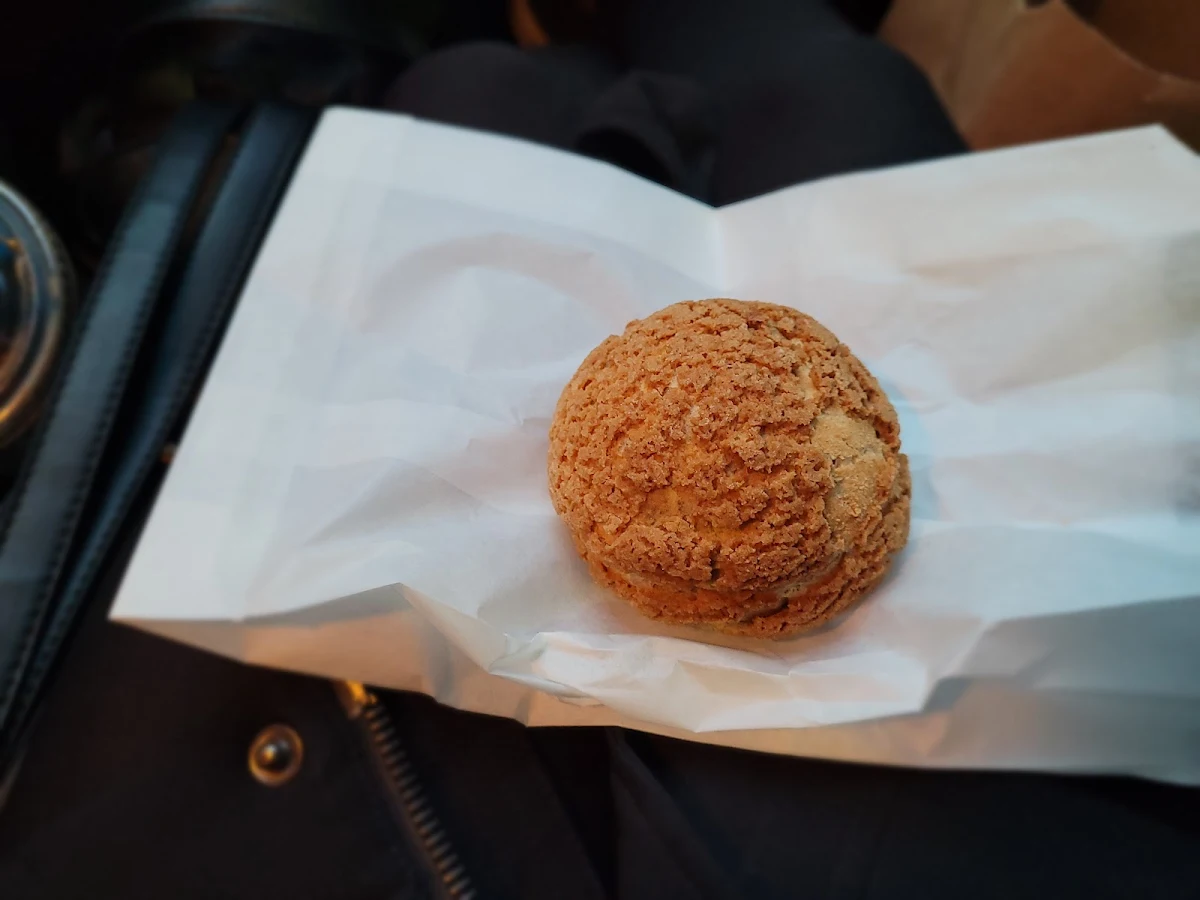 Black Sesame Cream Puff