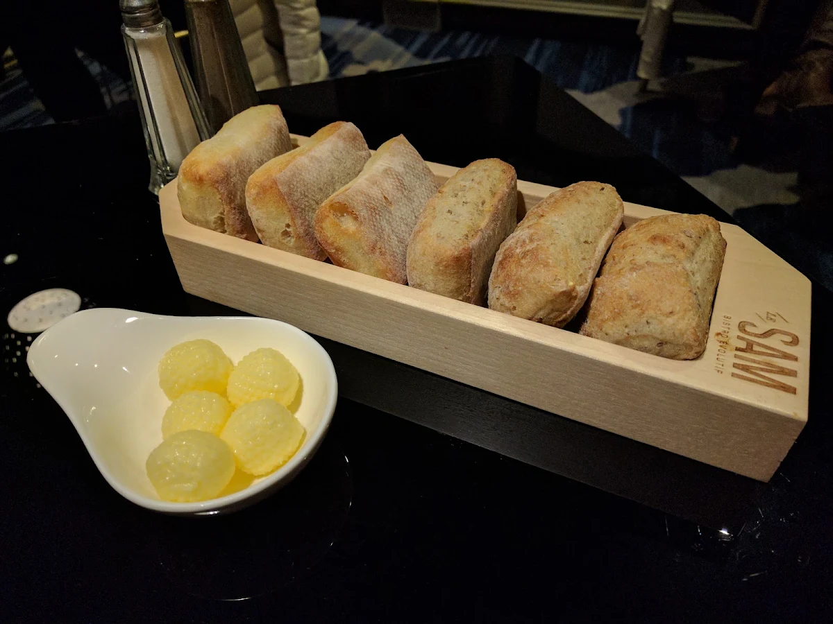 Bread, BISTRO LE SAM