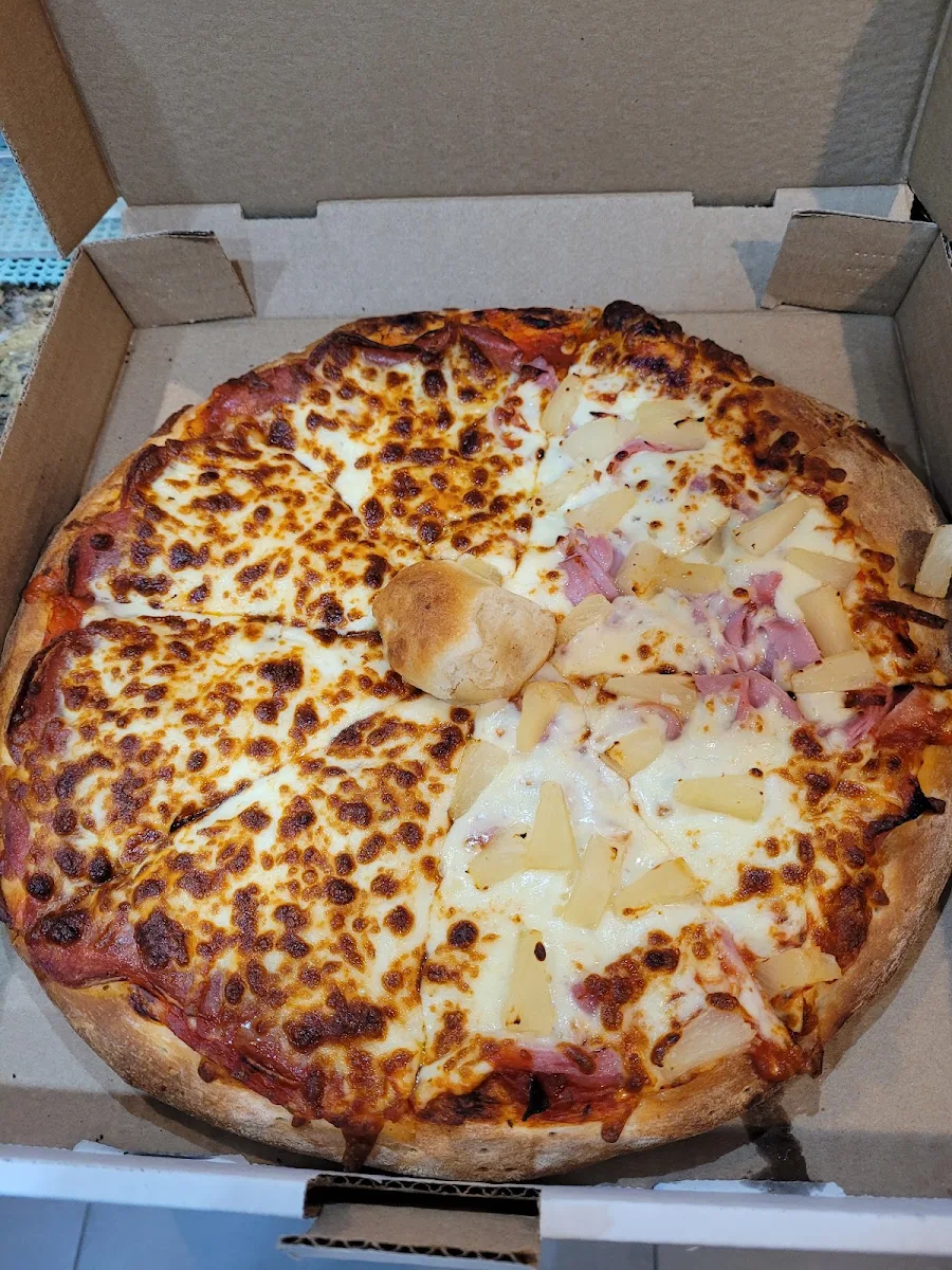 Half Pepperoni Half Hawaiian Pizza