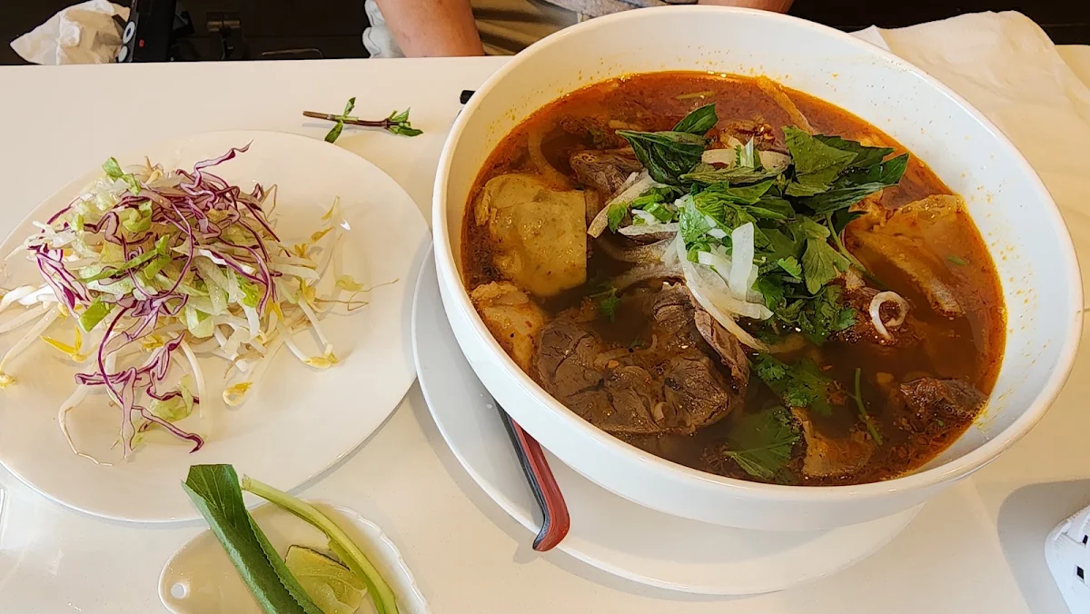 Vietnamese Spicy Rice Noodles Soup