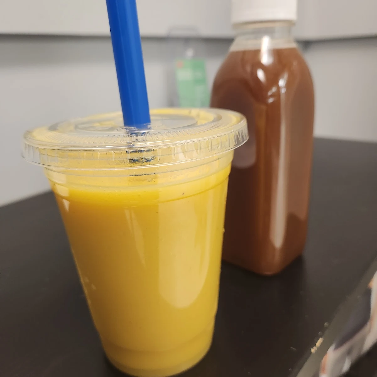 Fruit Moss, Supreme Juice Bar
