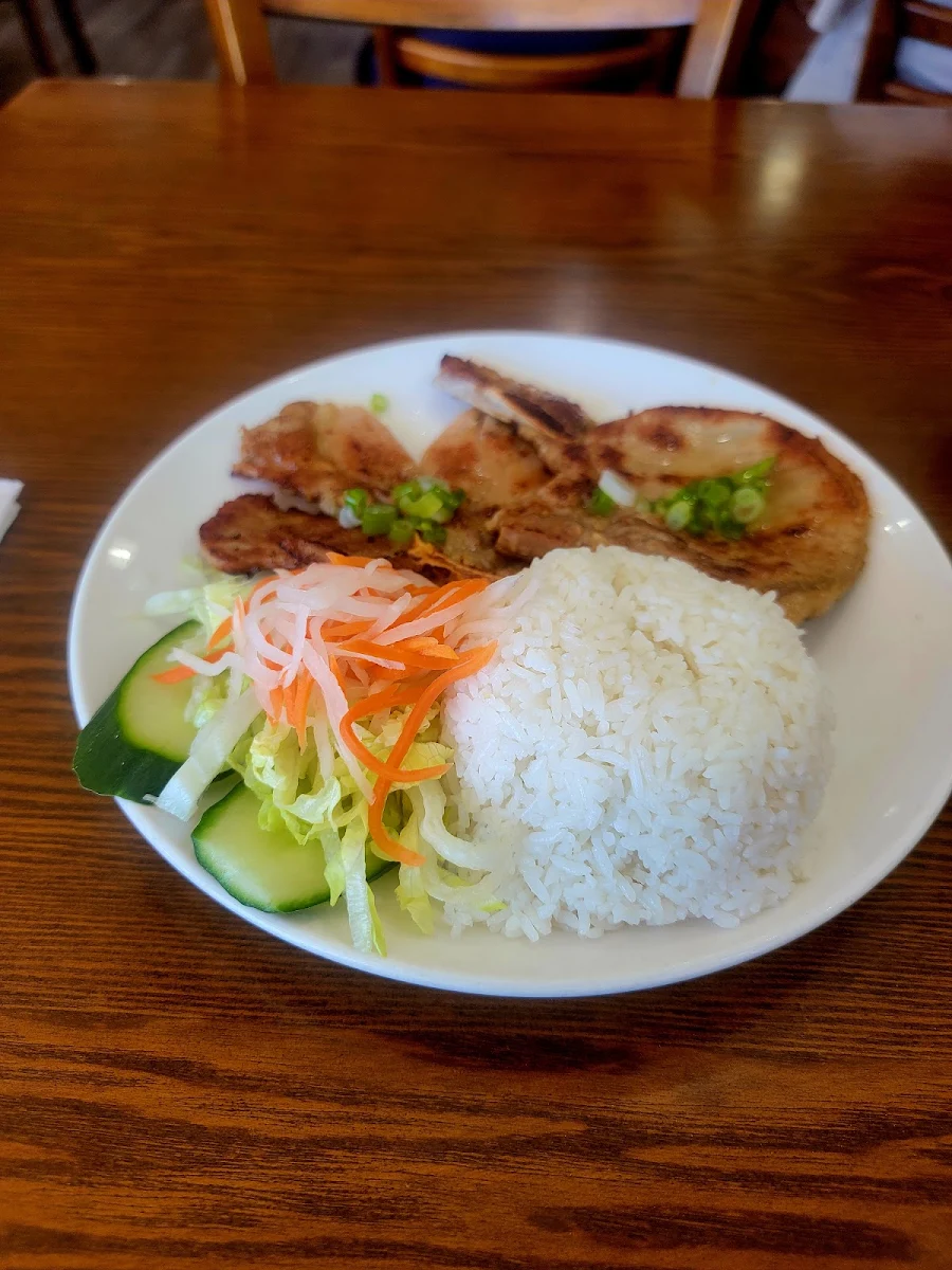 Lemon Grass Chicken and Pork Chop with Rice