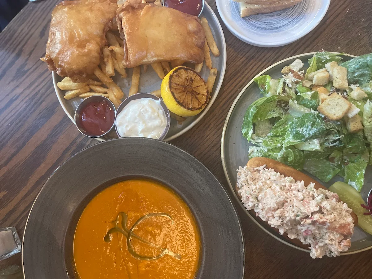 Fish & Chips Lobster Roll
