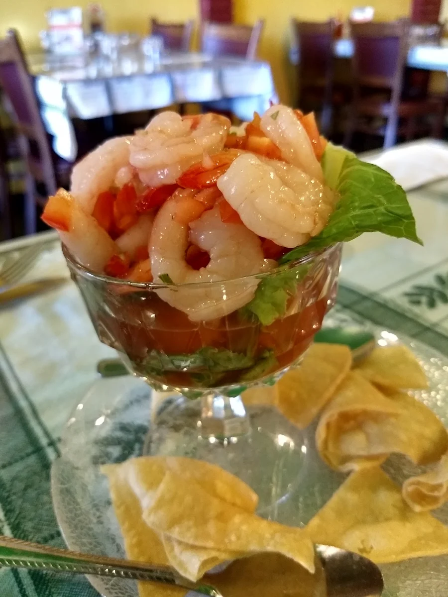 Seafood Shrimp Cocktail De Camarones