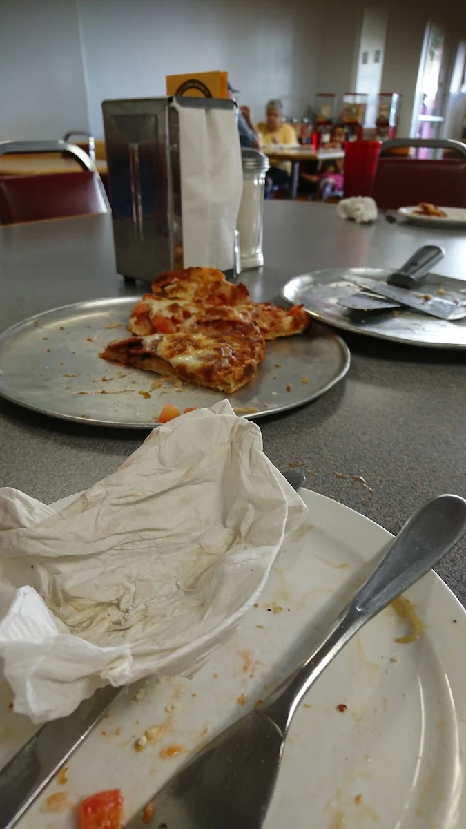 Bacon Tomato Onion Pizza