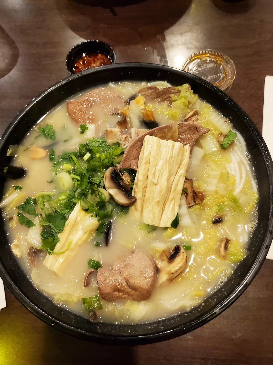 Egg Noodle Soup with Beef Brisket and Beef Slices