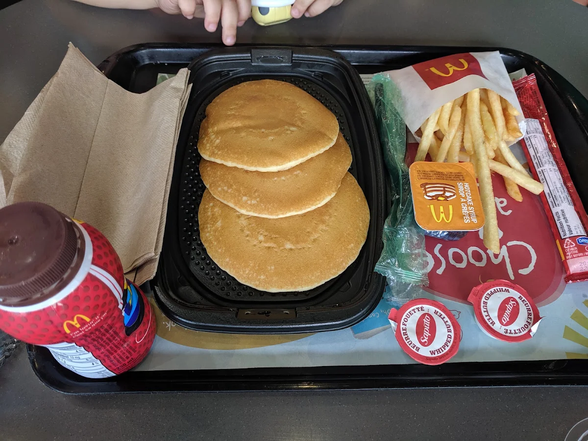 Hotcakes Happy Meal