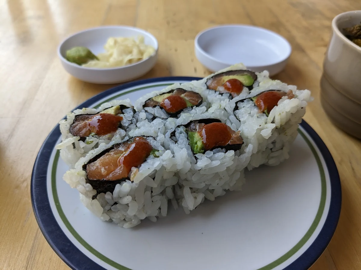 Spicy Salmon Roll