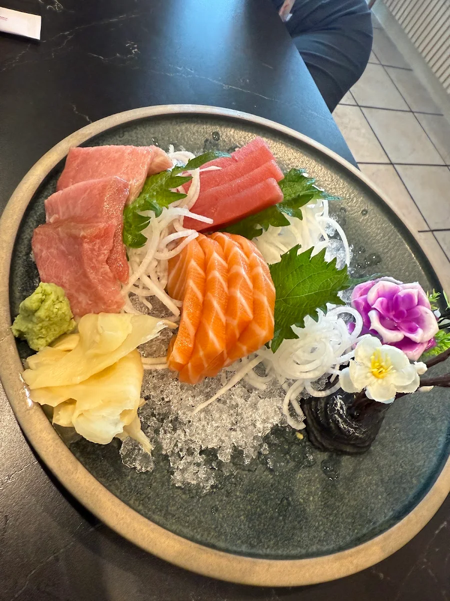 Super Salmon Roll 8
