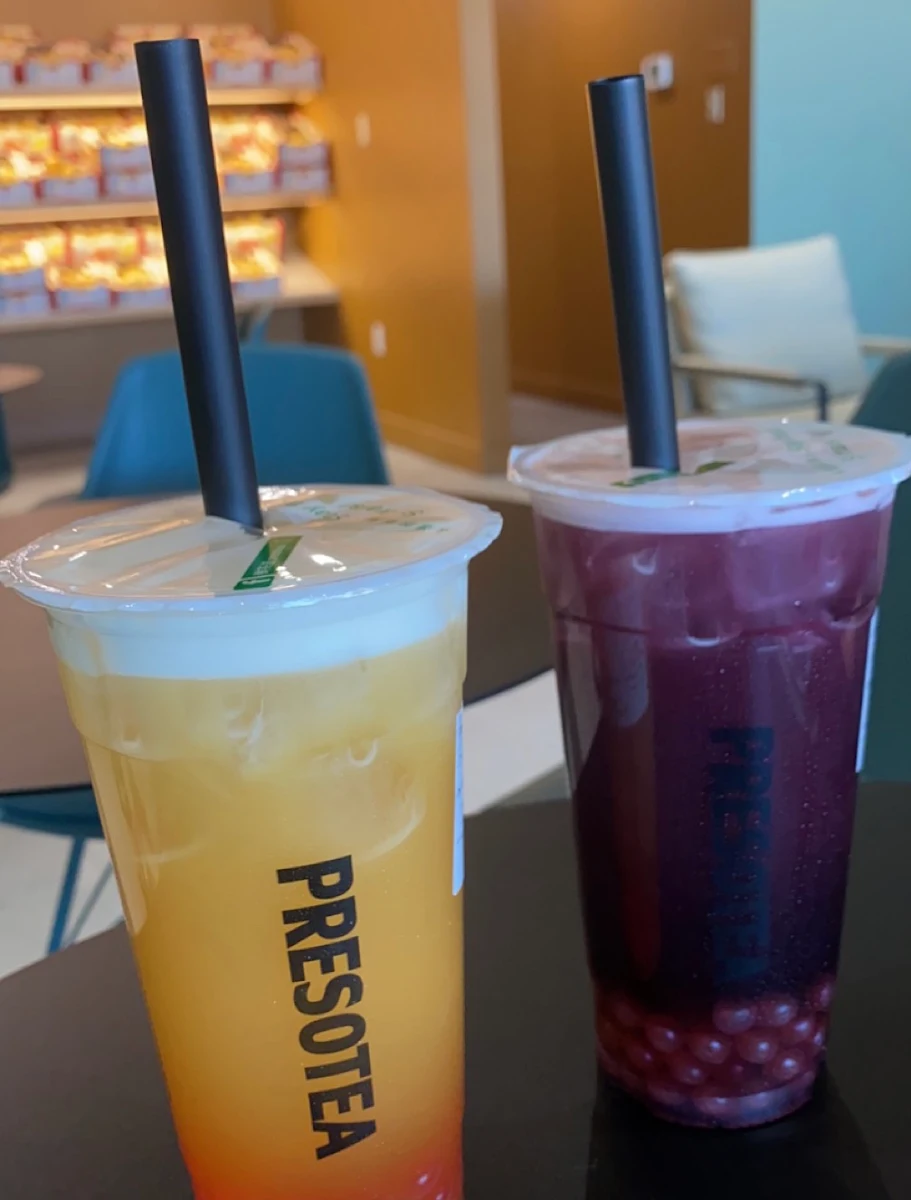 Fresh Fruit Tea with Popping Pearls