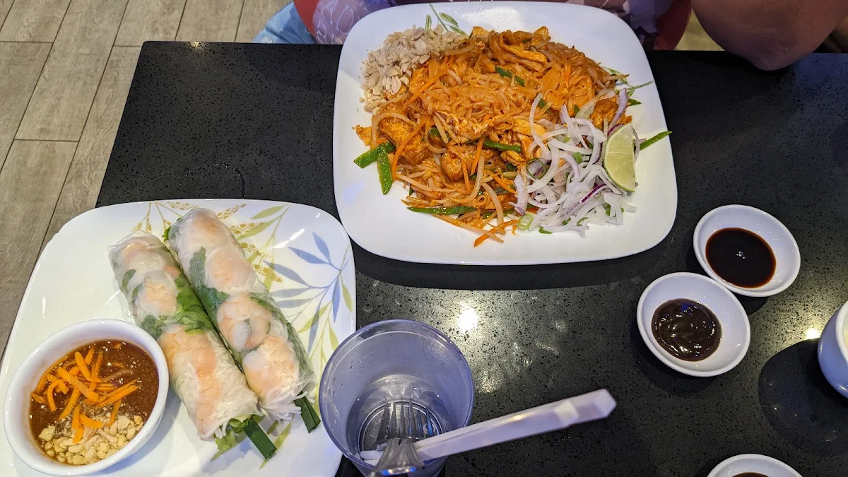 Chicken Pad Thai