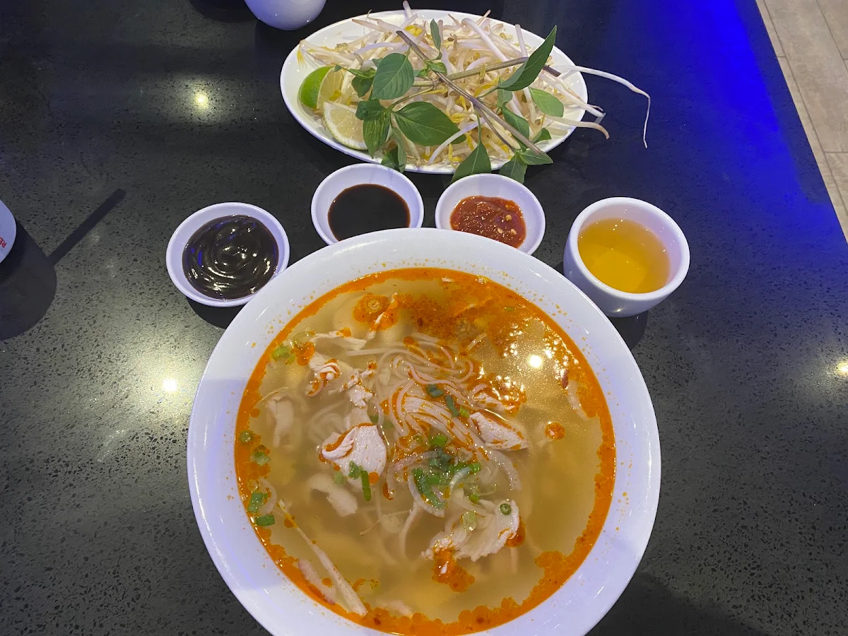 Spicy Chicken Broth Pho