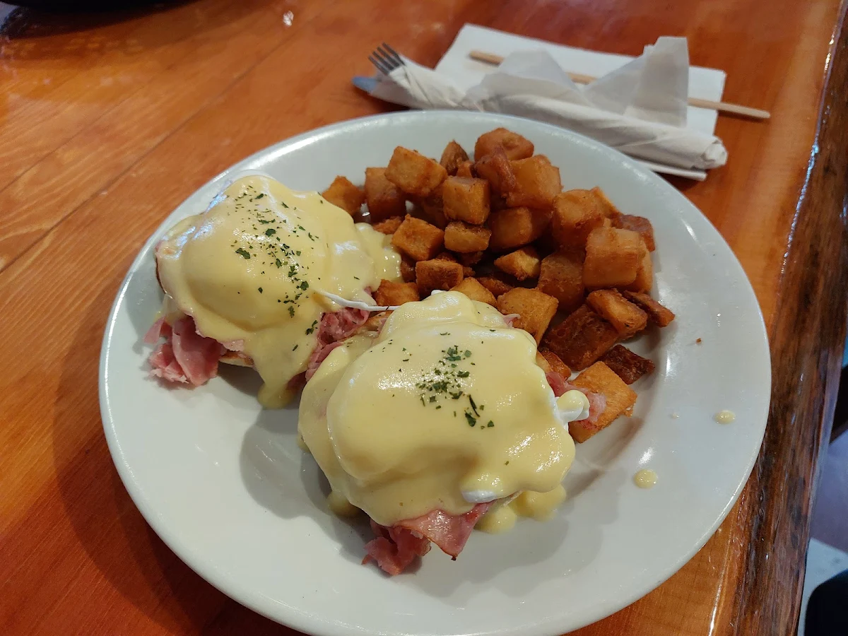 Eggs Benedict