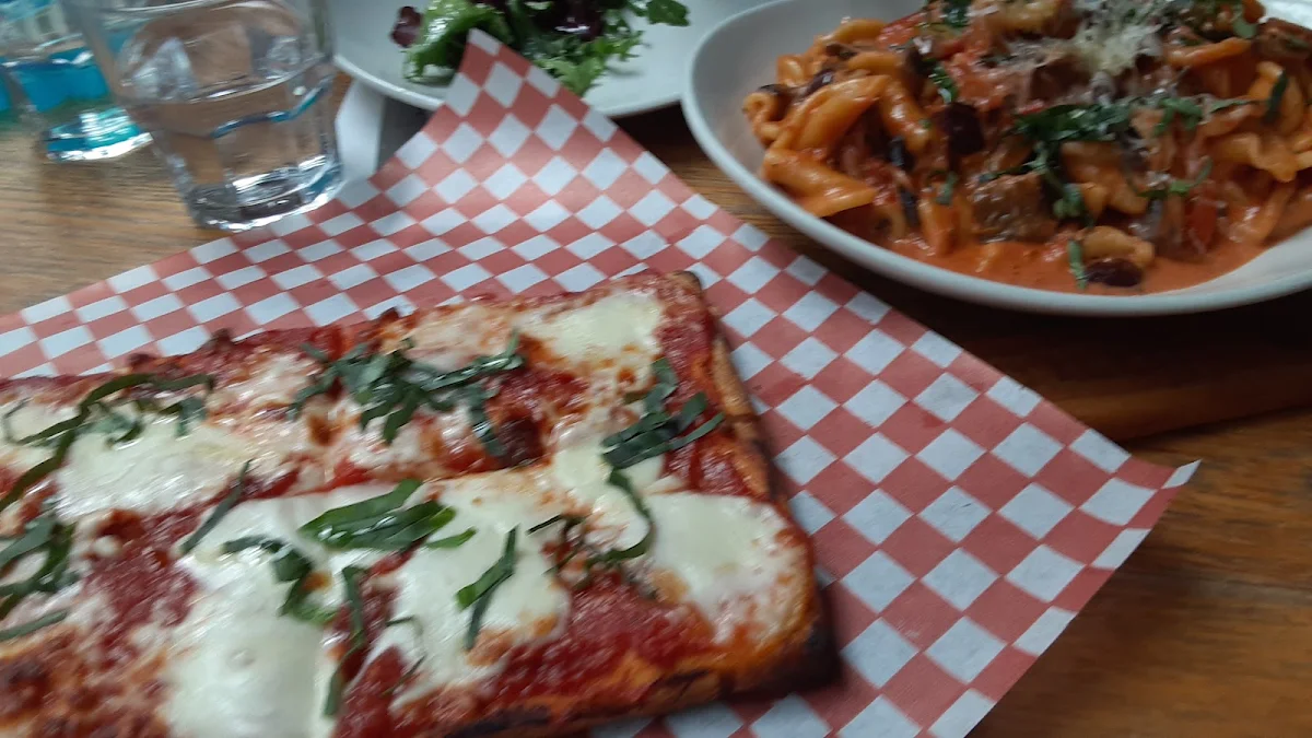 Pizza Margherita