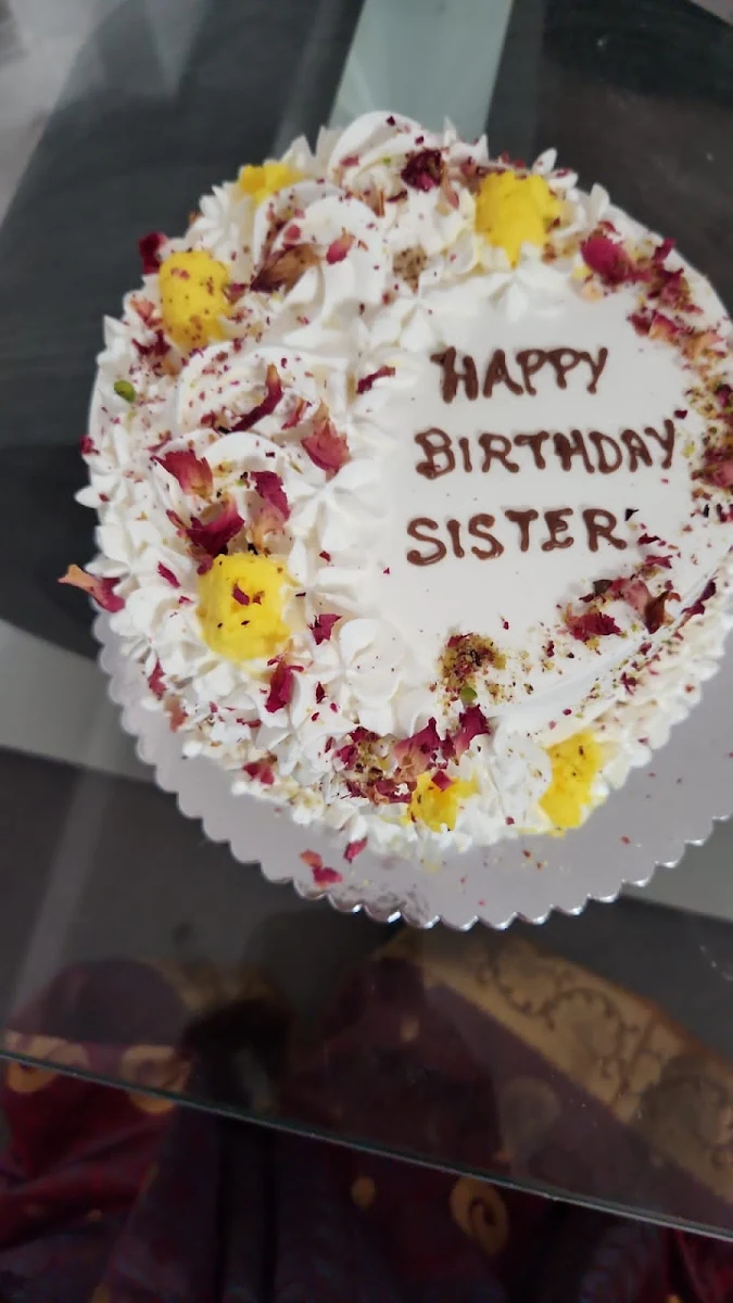 Highlights, Alagh’s Cakes & Cafe