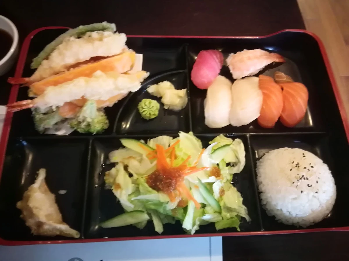 Sushi and Sashimi Combo
