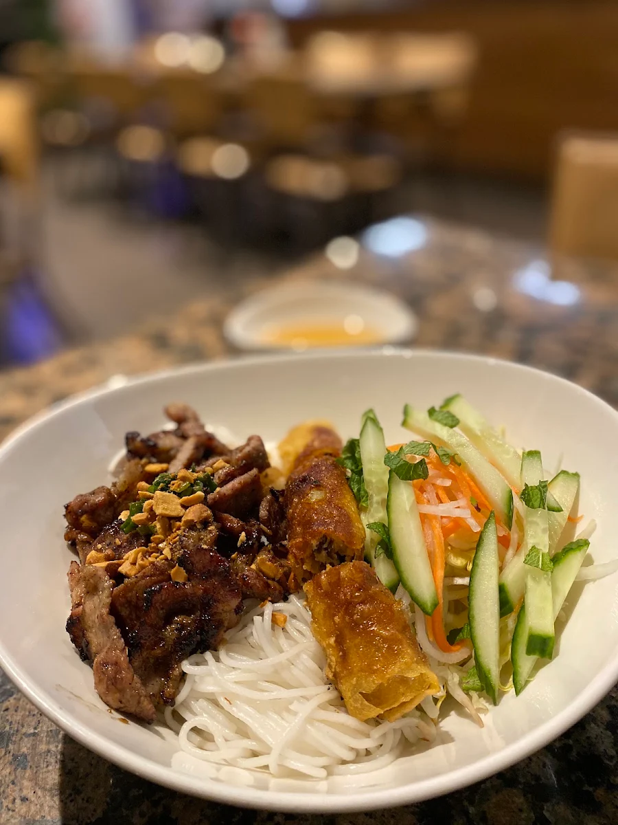 Vermicelli with Crispy Beef
