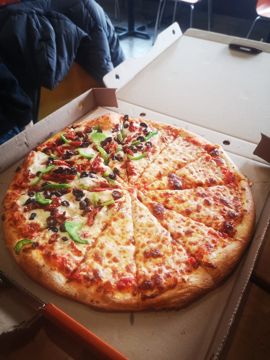 Cheese Pizza