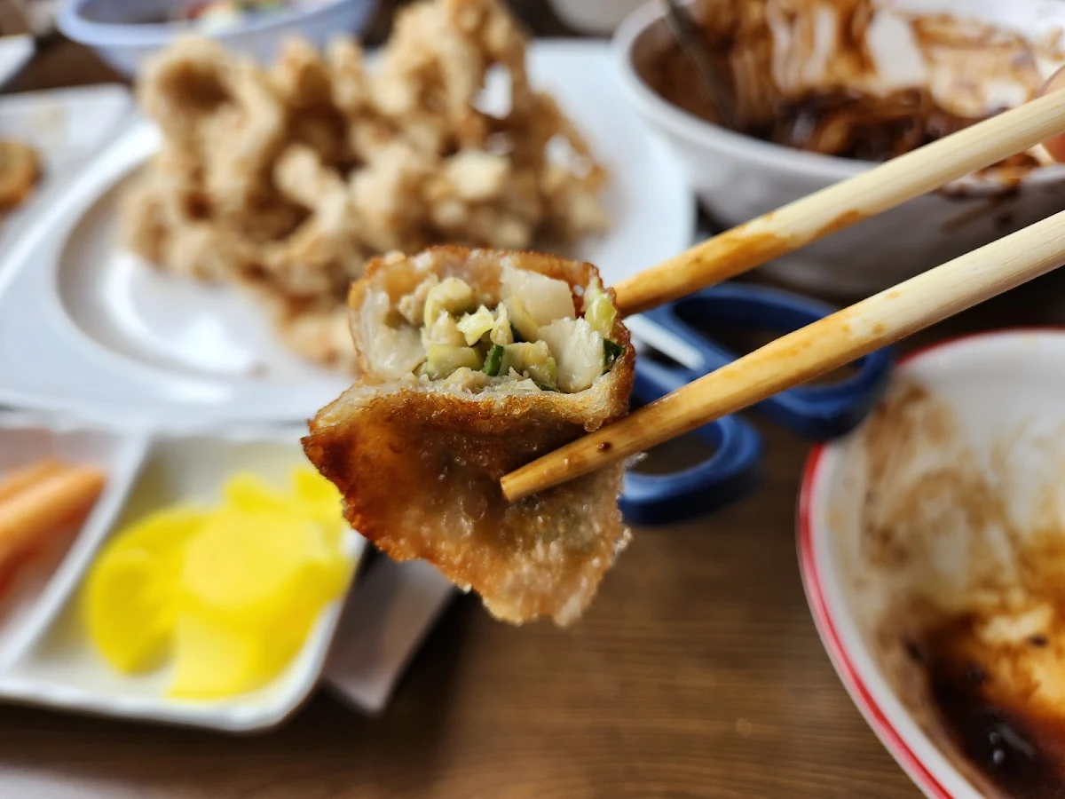 군만두 Fried Dumplings