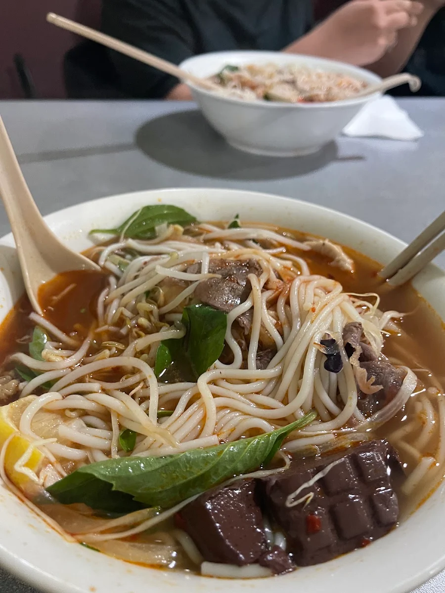 Beef Noodle, Song Huong Restaurant
