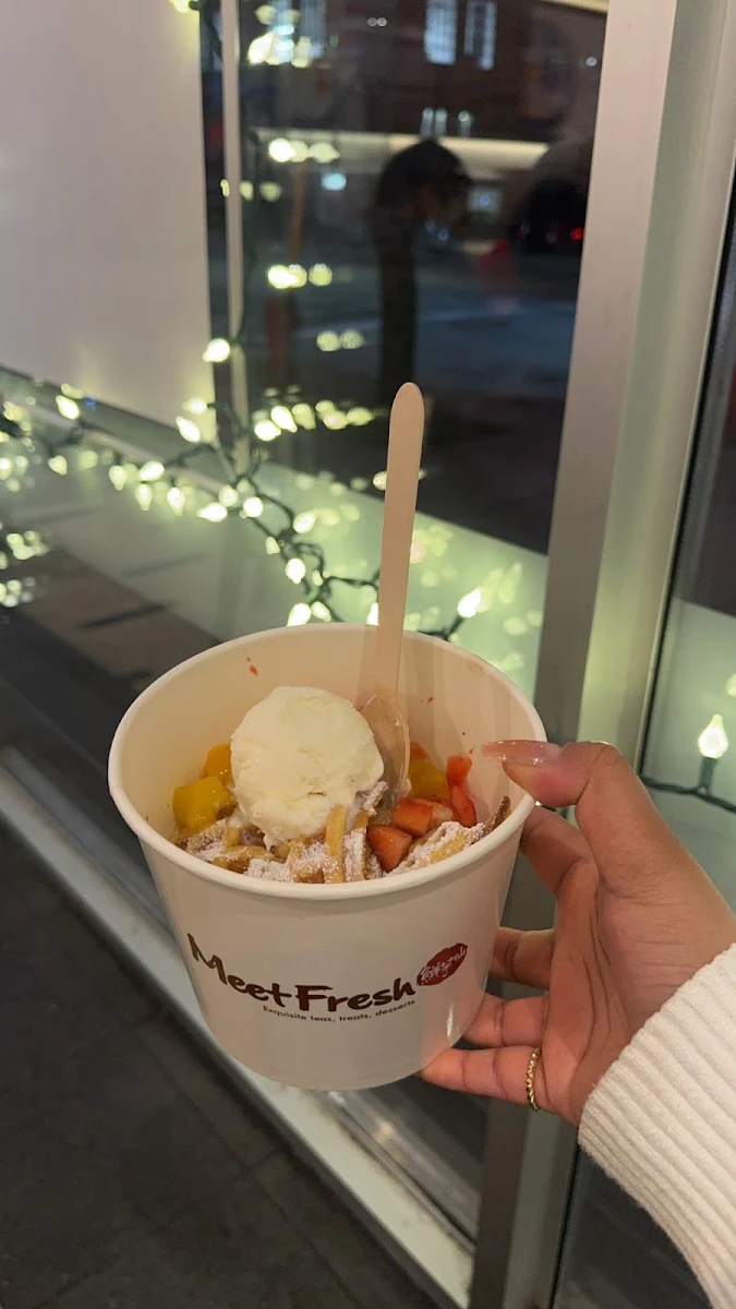 Waffle Sundae
