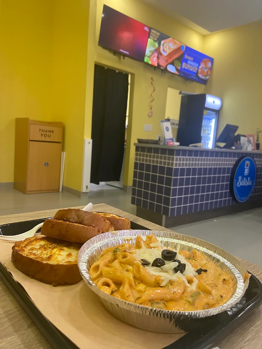 Pink Pasta with Garlic Cheese Bread
