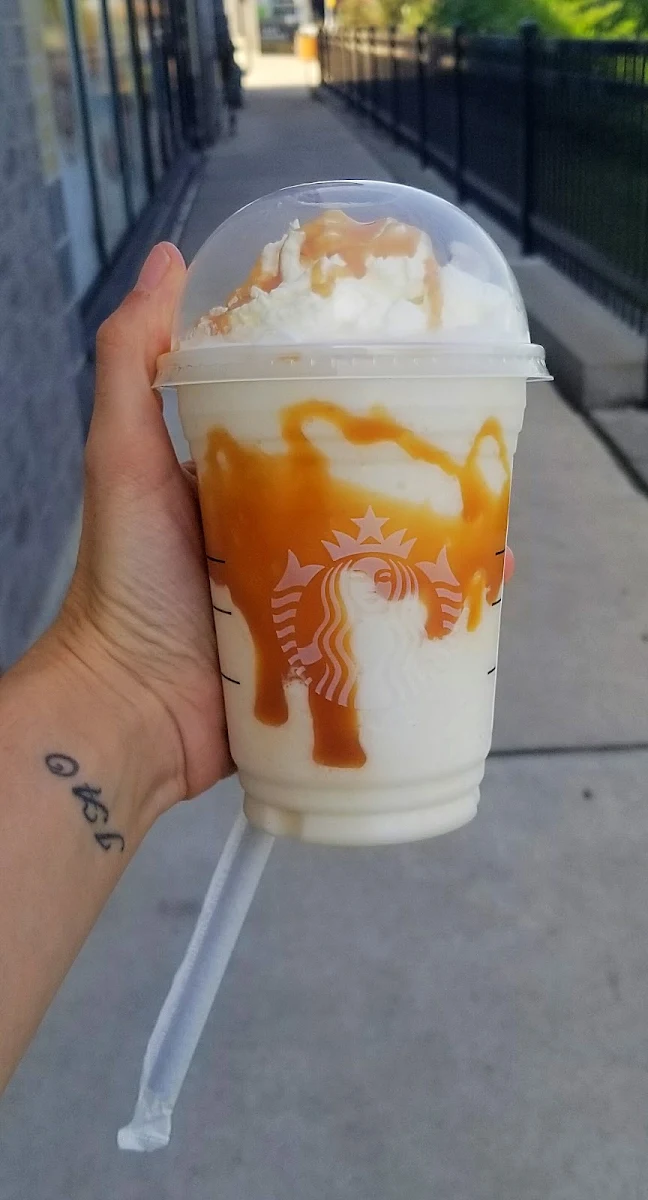 Vanilla Bean Frappuccino - Cali Style