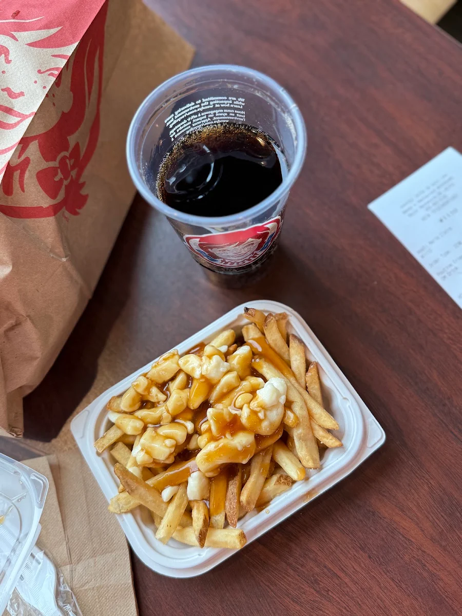 Small Poutine Cals 330
