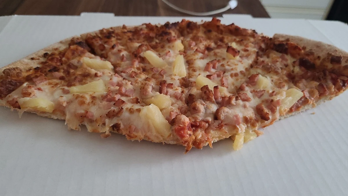 Hawaiian Pizza