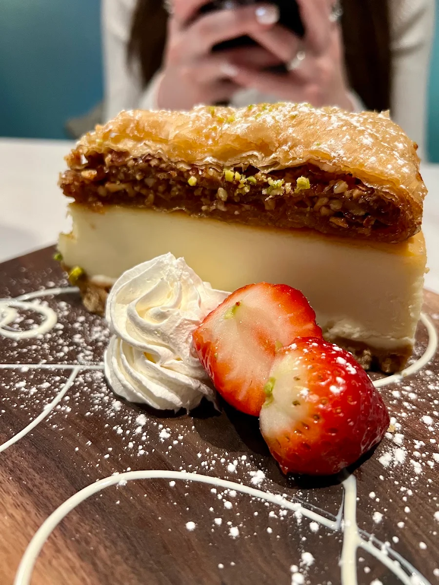 Baklava Cheesecake