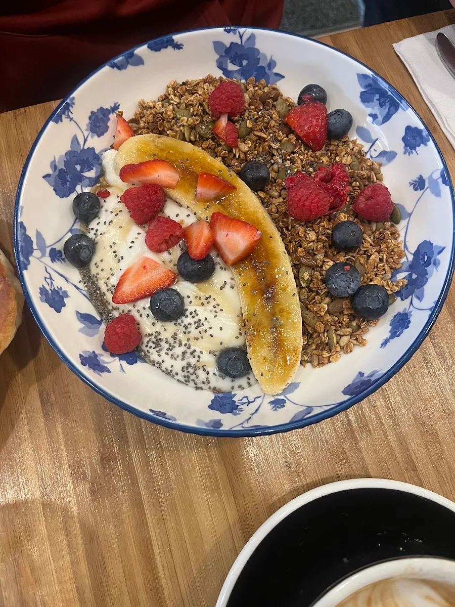 Yogurt Parfait Bowl