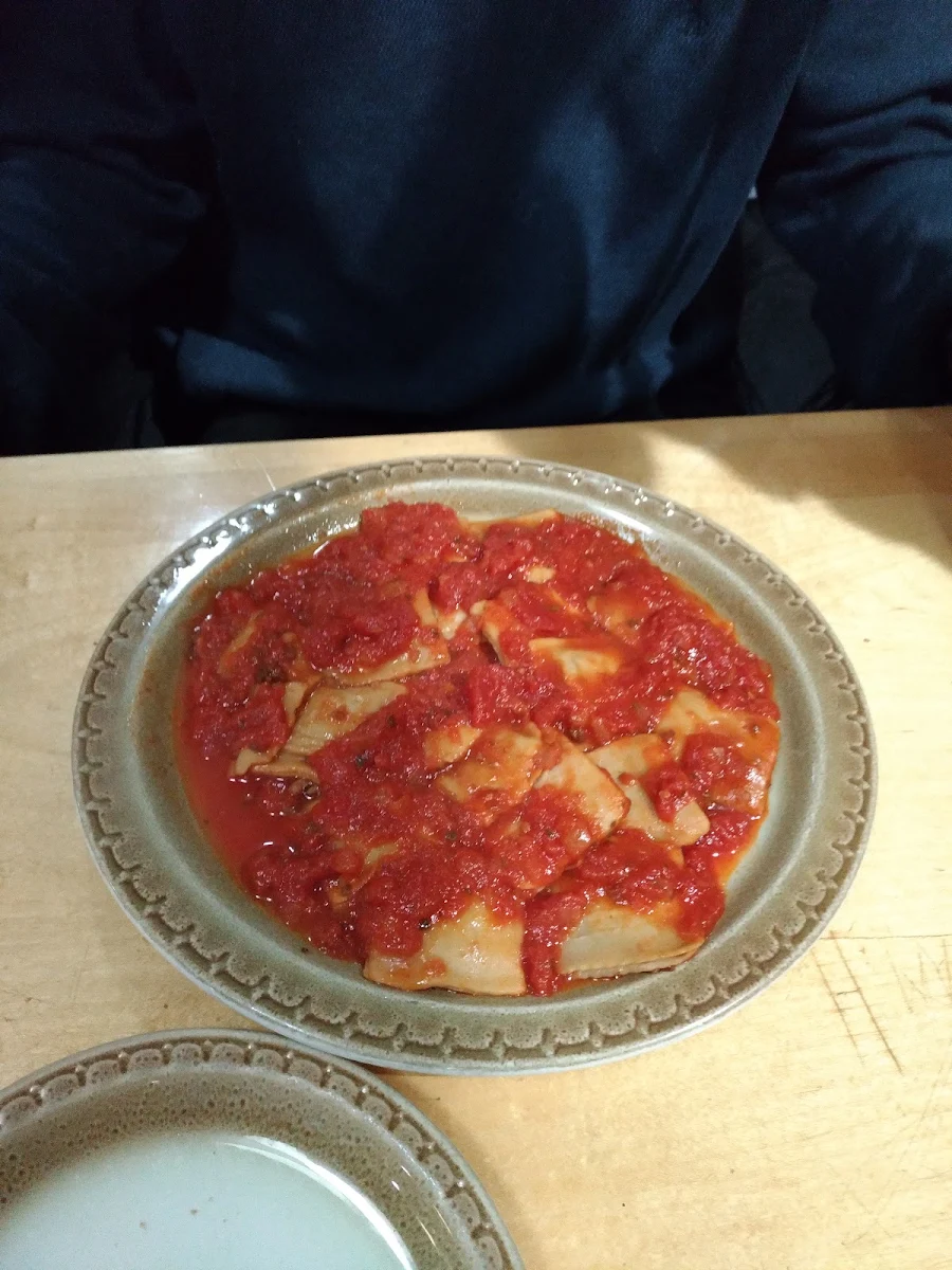 Ravioli with Tomato Sauce