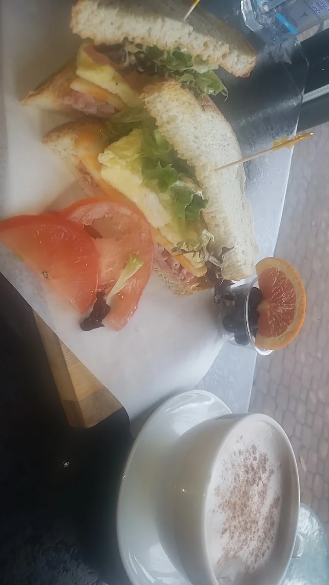 Ponchos Breakfast Sandwich