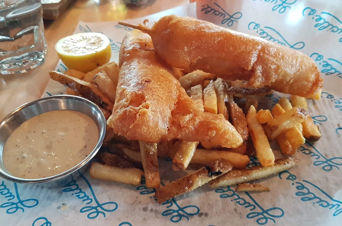 Fish & Chips, Lucille's Laval