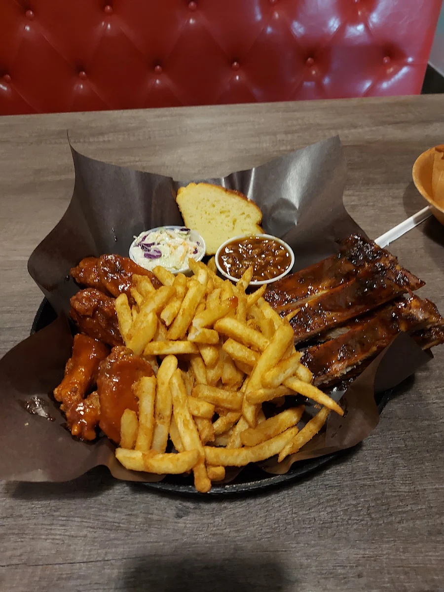 Bigboy Combo, Memphis BBQ & Wicked Wings