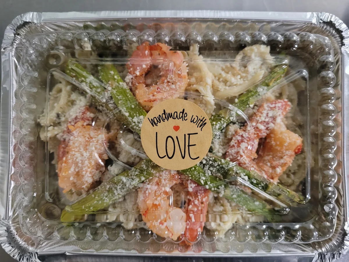 Valentines Day Dinner Shrimp Alfredo