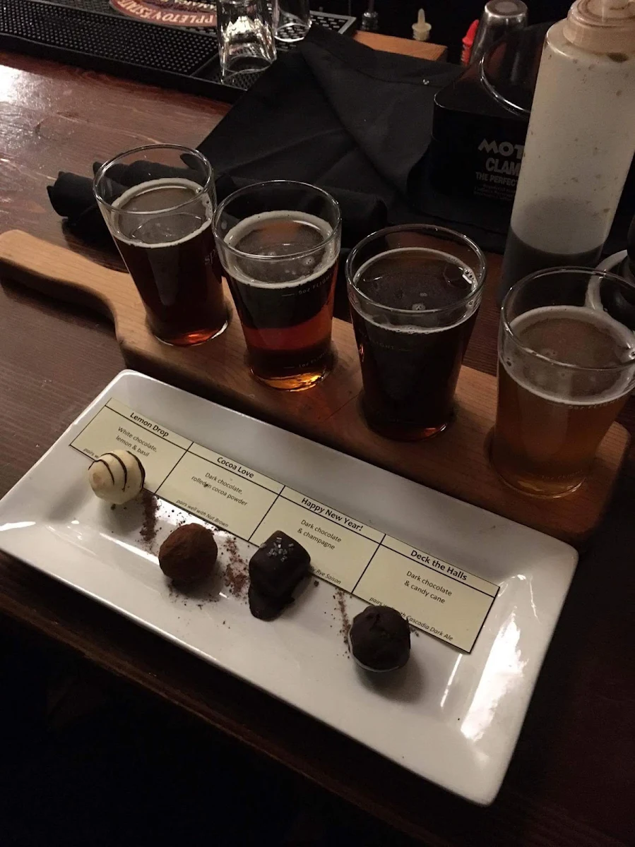Beer & Cheese Pot